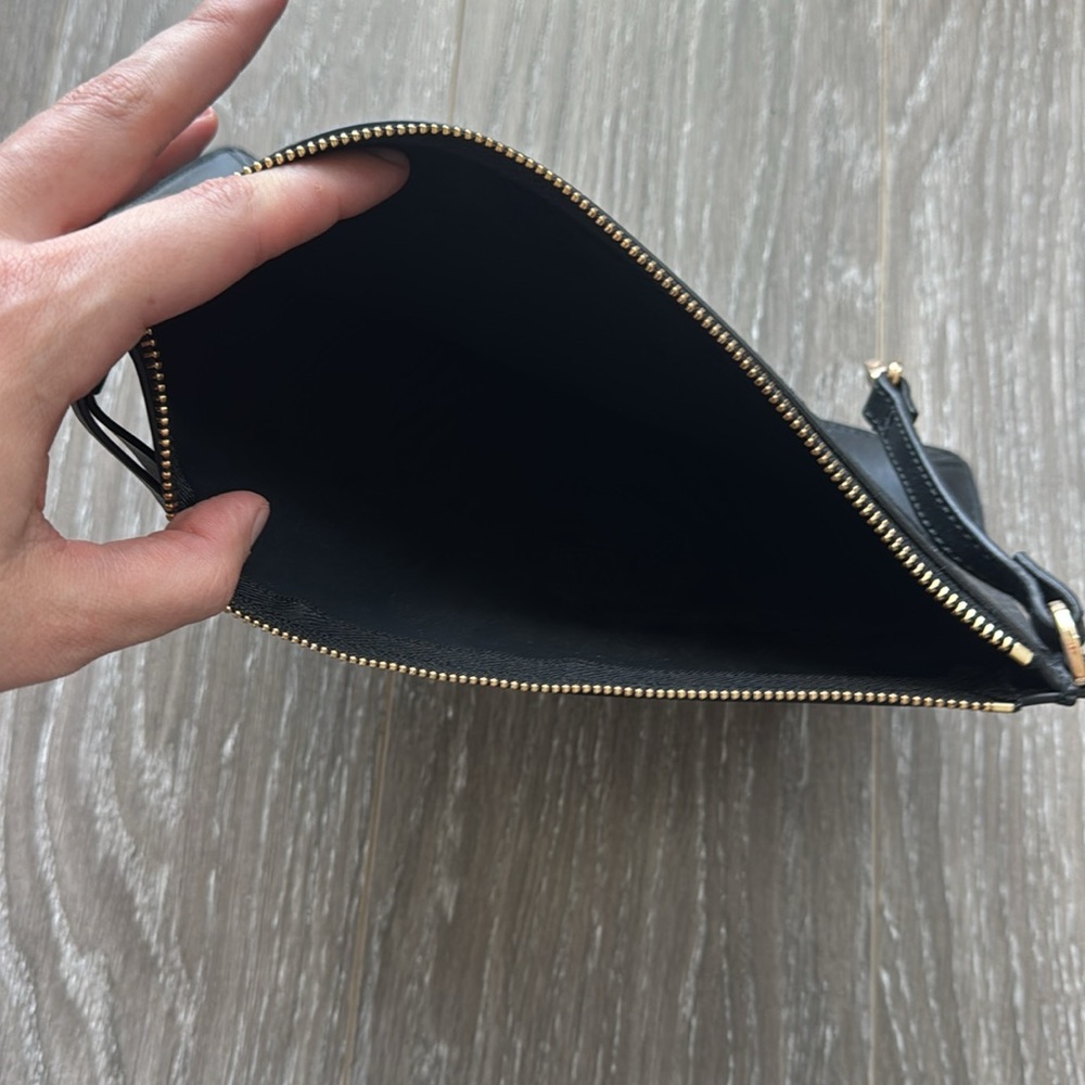 Tory Burch Black Leather Pouch - Picture 3 of 5